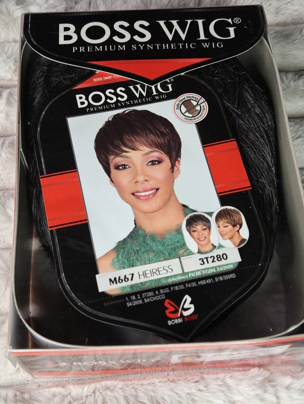 NWT Bobbi Boss M667 Heiress Pixie Wig 3T280 Dark Gray
